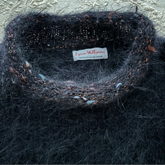 Vintage Lynn Williams Mohair Sweater small / medium - Picture 3 of 9